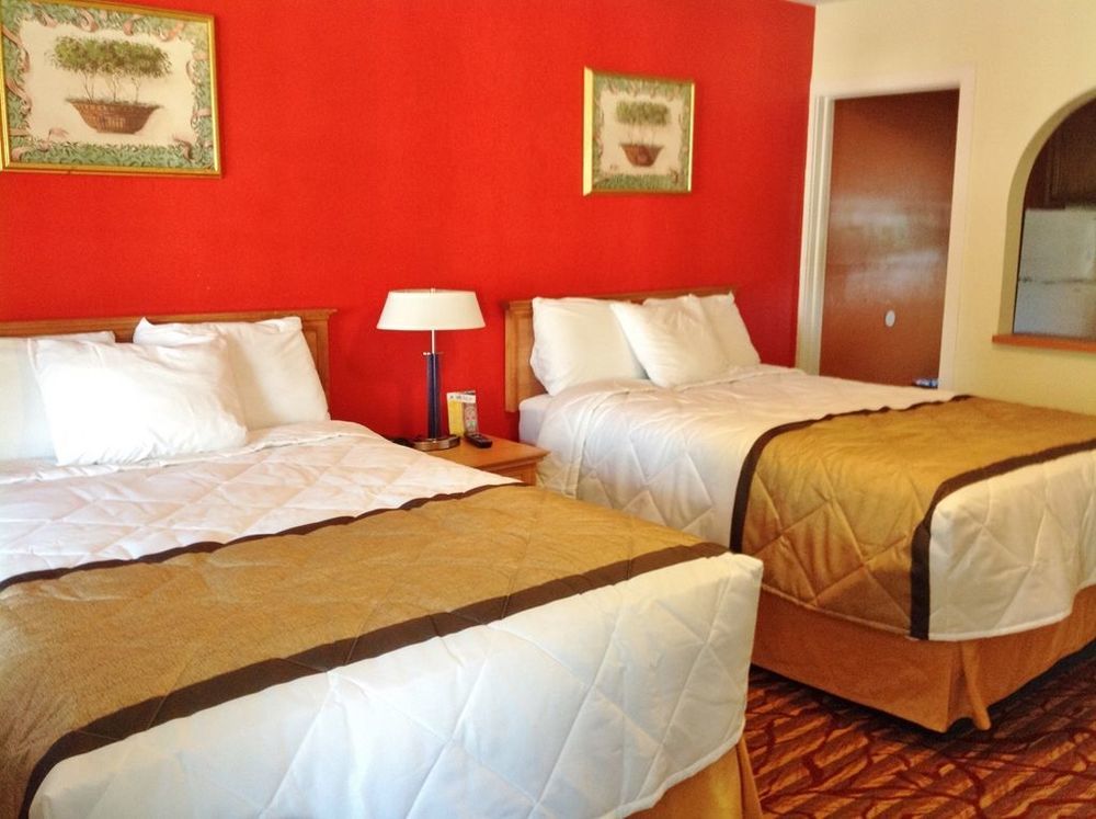 Bay Side Inn & Suites Aberdeen Room photo